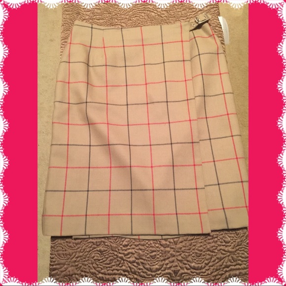 Liz Claiborne Dresses & Skirts - 🎉Adorable Plaid Skirt by Liz Claiborne🎉